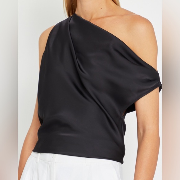 CAARA Anya One-Shoulder Top Black NWT - Picture 6 of 10
